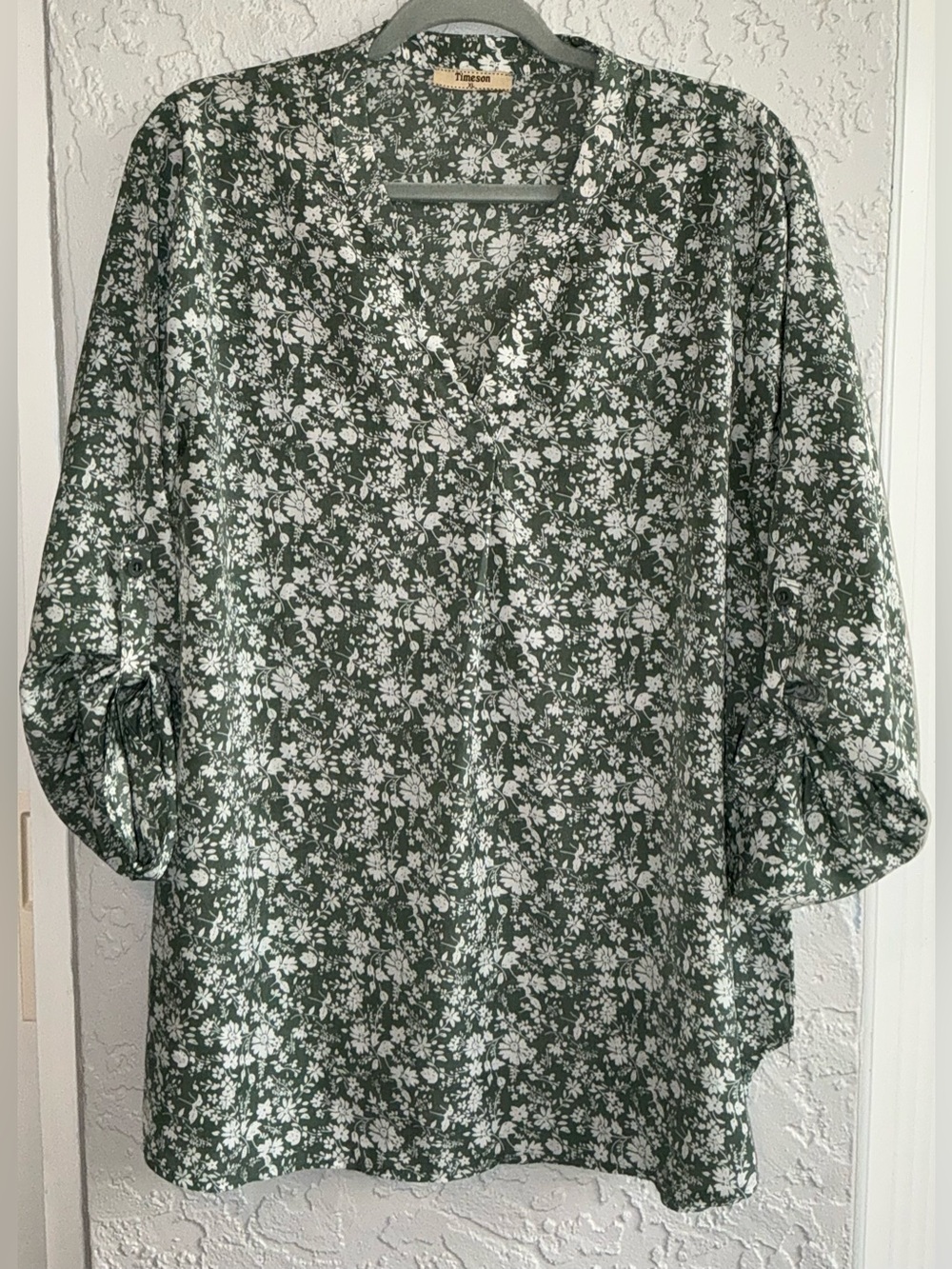 Timeson Green and White Floral V-Neck Tunic